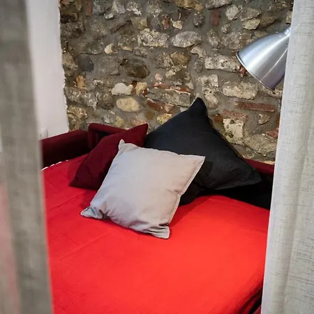 Santa Maria Novella Nest
